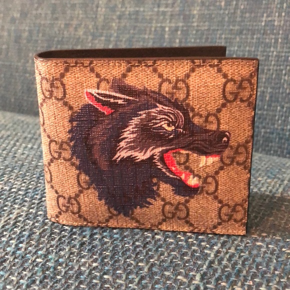 Gucci Other - Wolf Printed GG Supreme Classic Wallet Beige Multi